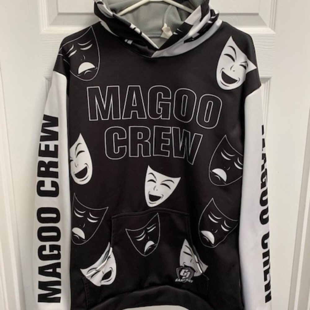 MAGOO CREW HOODIE   (NEVER WORN)  MINT